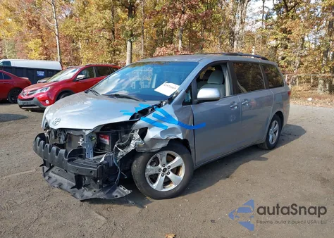 2015 Toyota Sienna Le 8 Passenger from USA, damaged, VIN 5TDKK3DC7FS674869